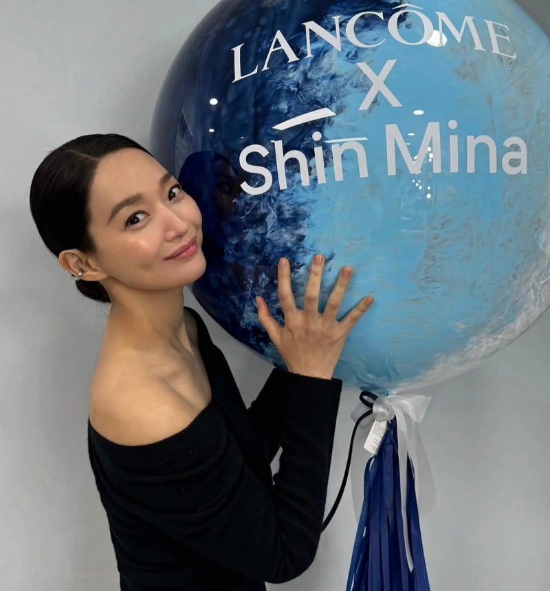 20 Years, Zero Fashion Missteps: Shin Min-ah Proves Age Is Just a Makeup Line