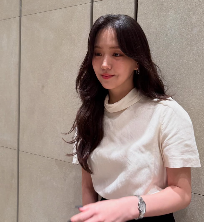 After Switching Agencies, This Actress's Fashion Game Got Serious