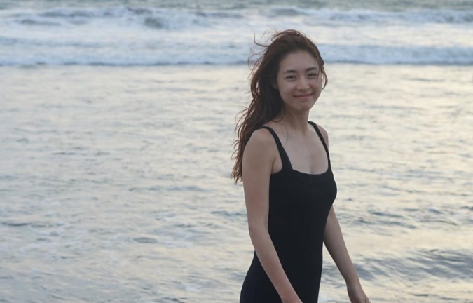 The Road Not Taken: Lee Yeon-hee's Style After Choosing Acting Over K-Pop