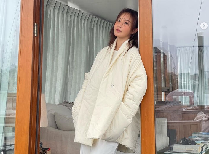 Yuri Left SM Entertainment. Five Days Later, She Took a Music Show Stage. Here's What She Wore.