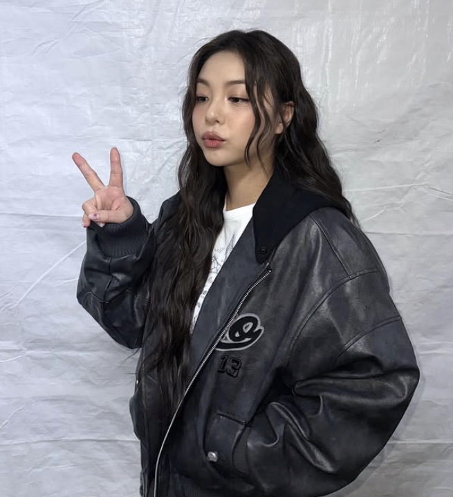 Ailee the Power Vocal Dresses Like She Doesn't Want to Be Heard: Why Restraint Is Her Real Skill