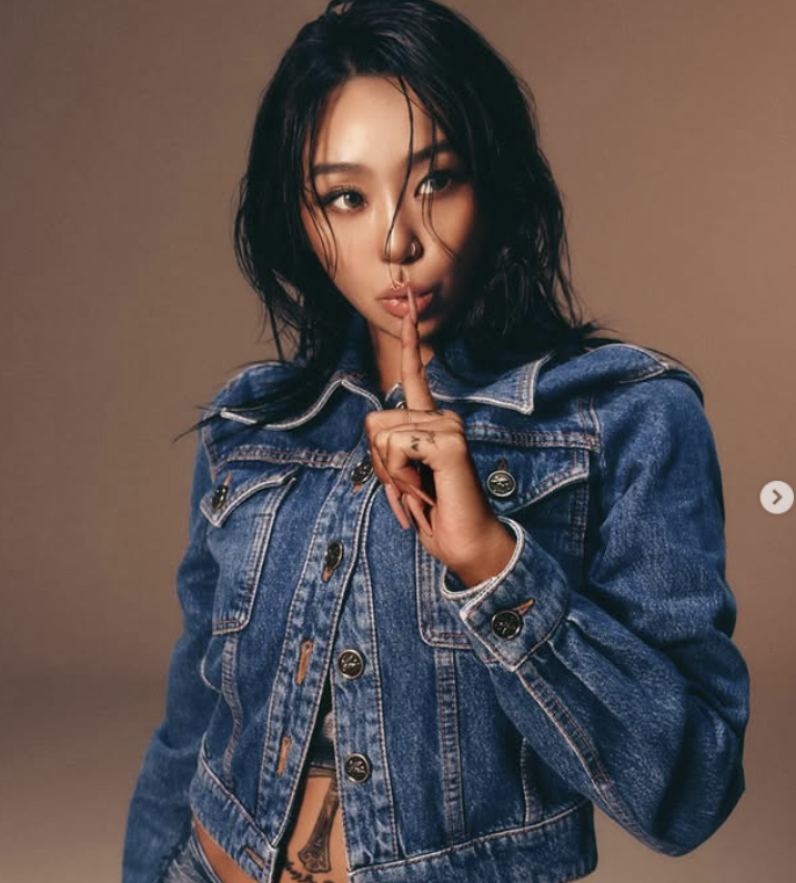 Korean Beyoncé Knows How to Dress: Hyolyn's Off-Stage Style Breaks the Mold