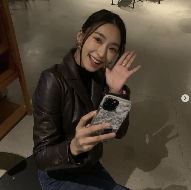 Fashion King Korea Runner-Up Knows Denim: How Yoon Bo-Ra Actually Dresses Off Stage