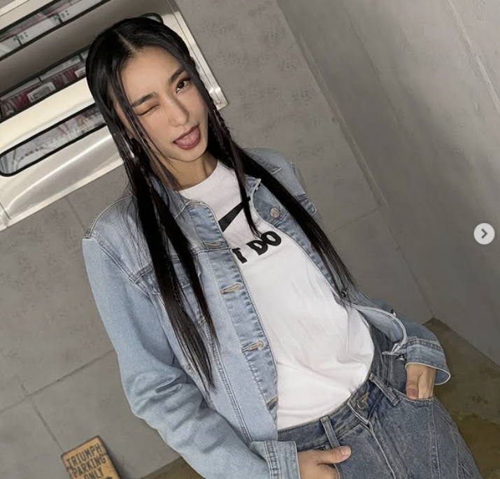 Fashion King Korea Runner-Up Knows Denim: How Yoon Bo-Ra Actually Dresses Off Stage