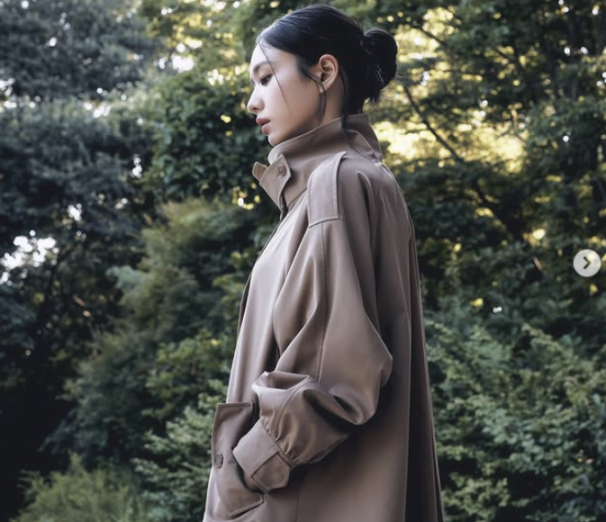 Petite Powerhouse: Her Styling Secrets