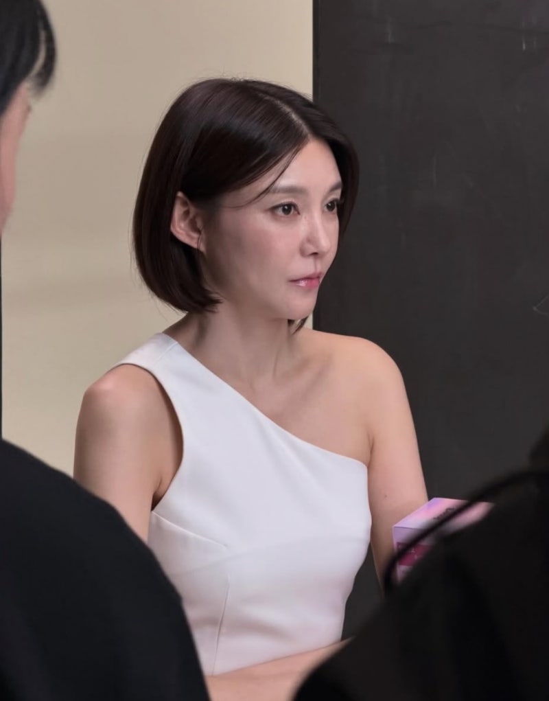 The Mom Energy Turned Effortless: How Cha Ye-ryun Stays Iconic at 40-Something