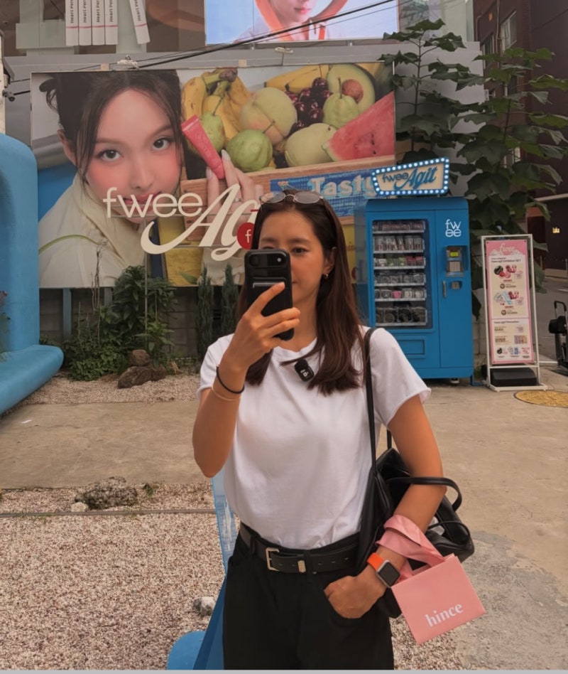 She Has a 9-Year-Old Daughter and Looks Like This—Actress Han Chae-ah\'s Casual Uniform
