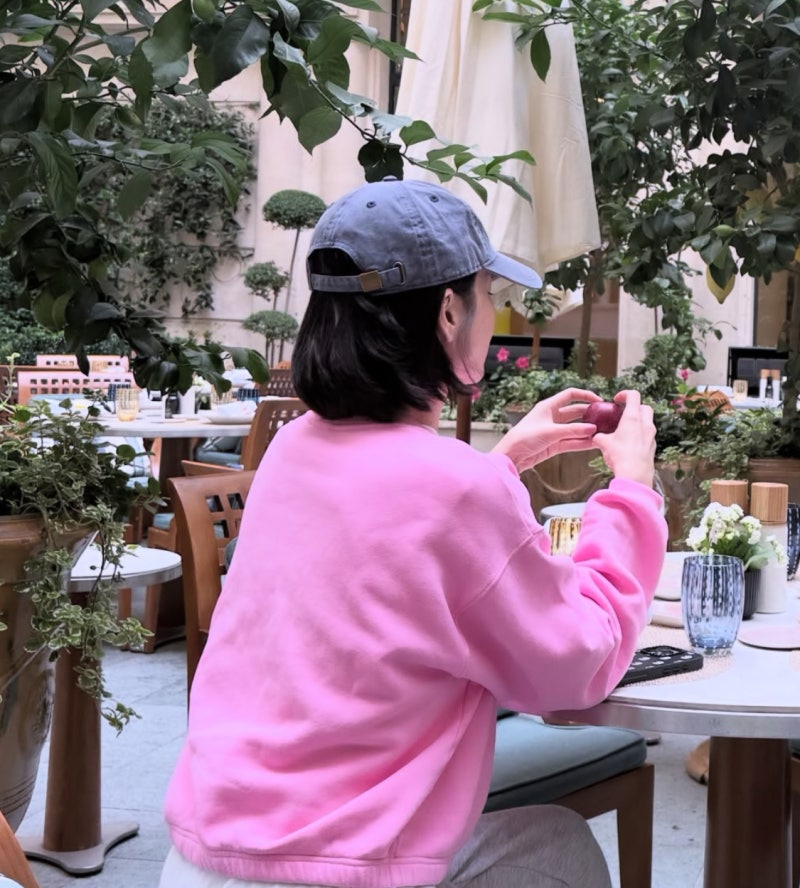 She Owns 255 Billion Won in Real Estate—So Why's She Carrying a 98K Tote?