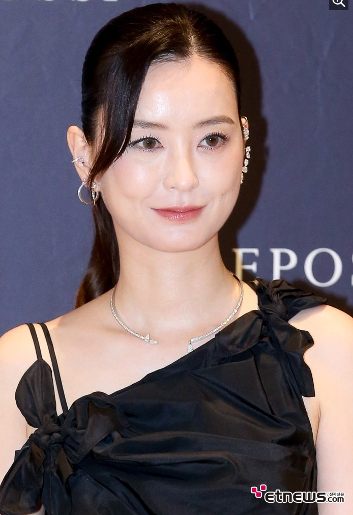 “Is that Jung Yu-mi?”… Event look draws mixed reactions due to drastically different hairstyle.