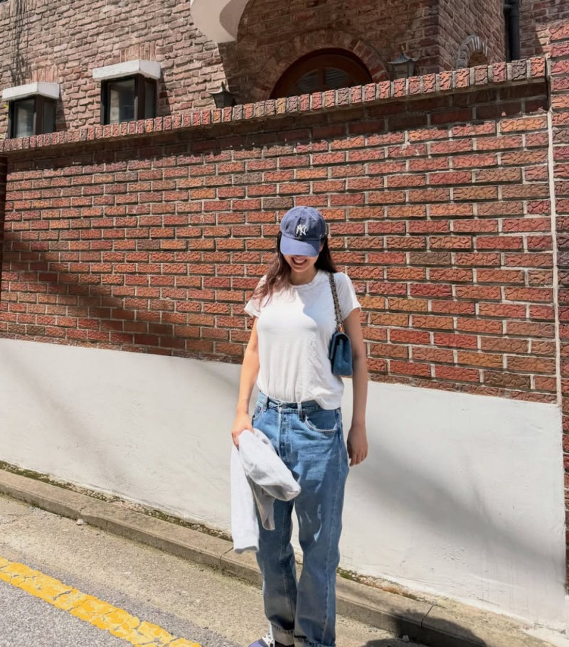 I didn't even know she was married, but she's already a mom… The actress's recent casual wear that makes it surprising she's 40.