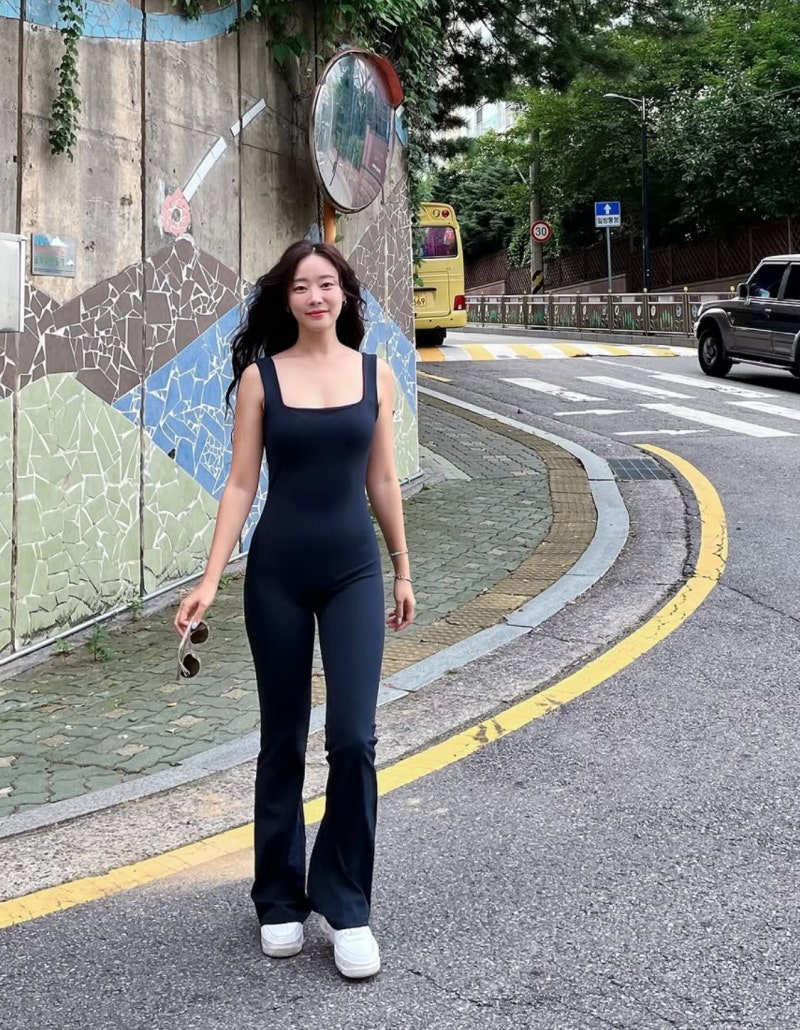 “38, 5 Years into Marriage”… Former Girl Group Actress Who Still Looks Like an Idol in Casual Clothes