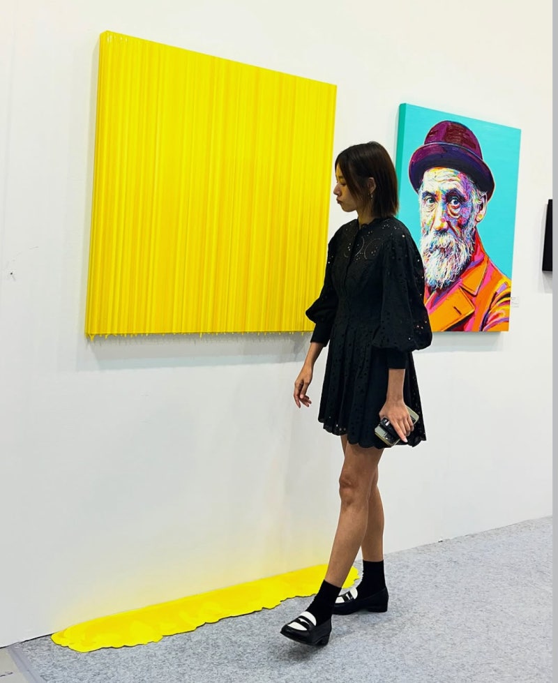 “To think it’s already my 6th year as a single mom”… An actress’s sophisticated exhibition look that makes it hard to believe she is 45