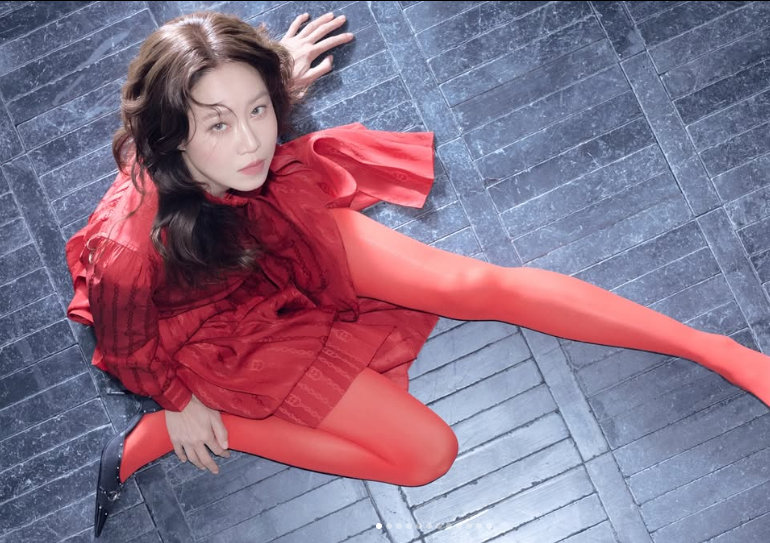 Gong Hyo-jin's 20-Year Breakout: How to Wear a Jumpsuit Without Trying