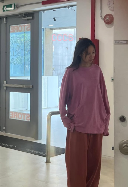 Gong Hyo-jin's 20-Year Breakout: How to Wear a Jumpsuit Without Trying