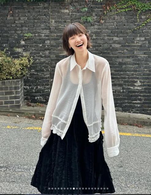 'The Eyes of Joseon': Park So-dam's Romantic Layering Soft Skills