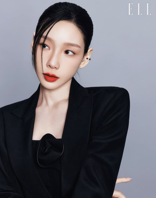From Homebody to Summer Star: Taeyeon's Surprisingly Trendy Casual Wear