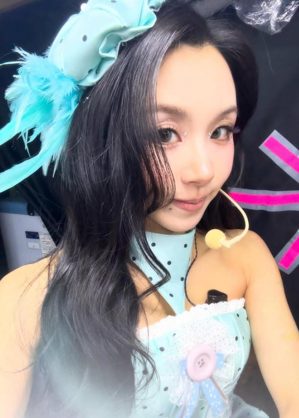 TWICE's Chaeyoung Fires Back: 'It Was a Drink, Not a Cigarette'—and the Internet Relaxes