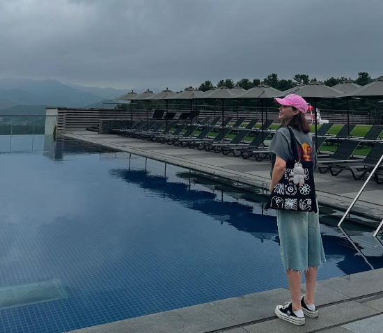 50 and Flawless: Kim Sung-ryung Age Is Just Backdrop
