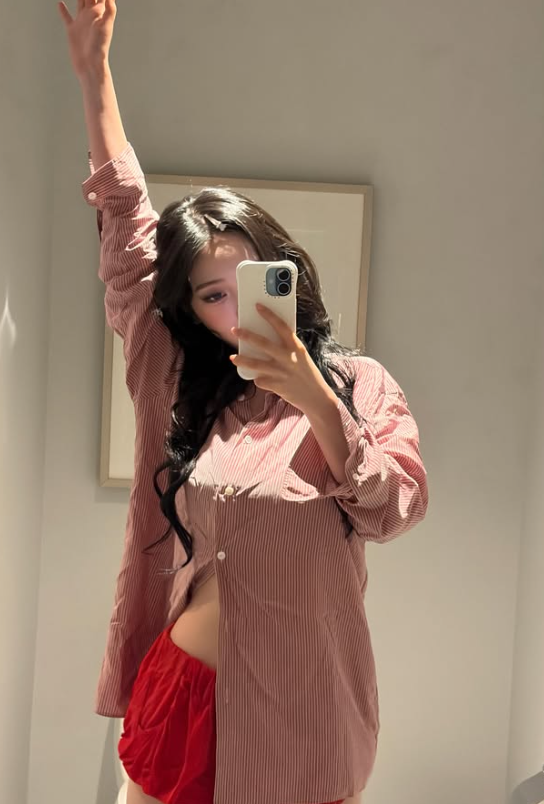 Karina's Garden-to-Mirror Moments: Backless Elegance Meets Effortless Hipster Style