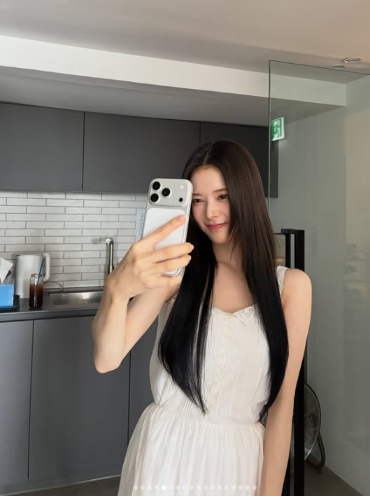 Noh Jung-eui's Guide to Effortless Natural Daily Fashion With a Justice Nickname From Fans