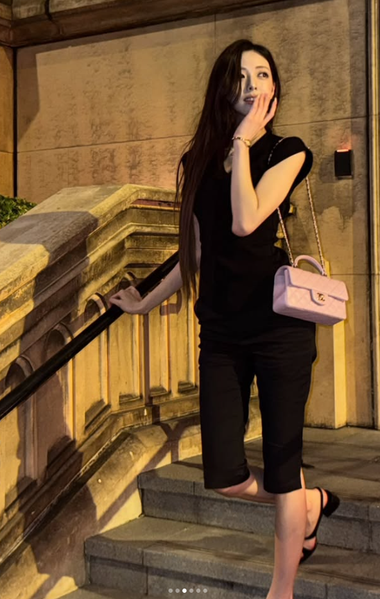 Yuna from ITZY Proves Less Is More: Chanel Bag Maximalism