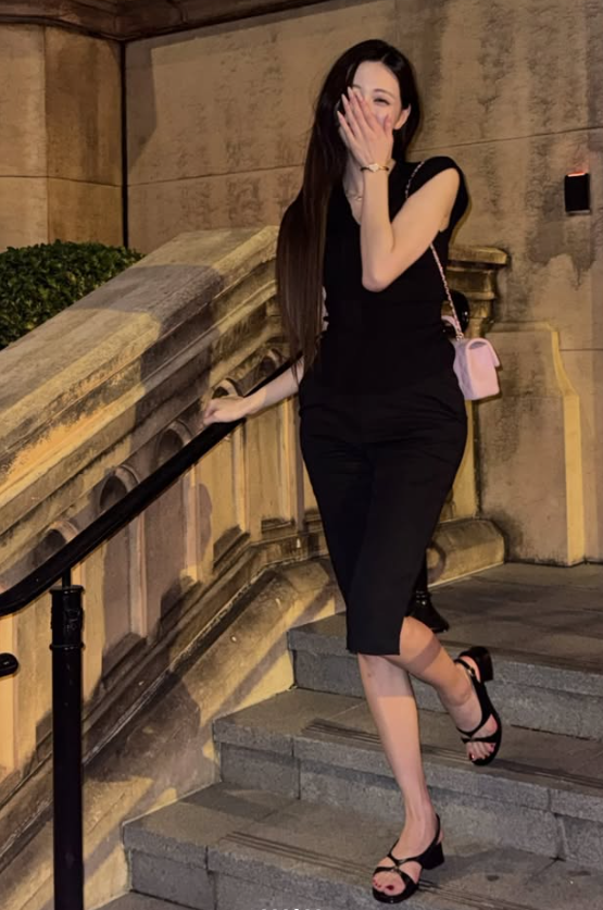 Yuna from ITZY Proves Less Is More: Chanel Bag Maximalism