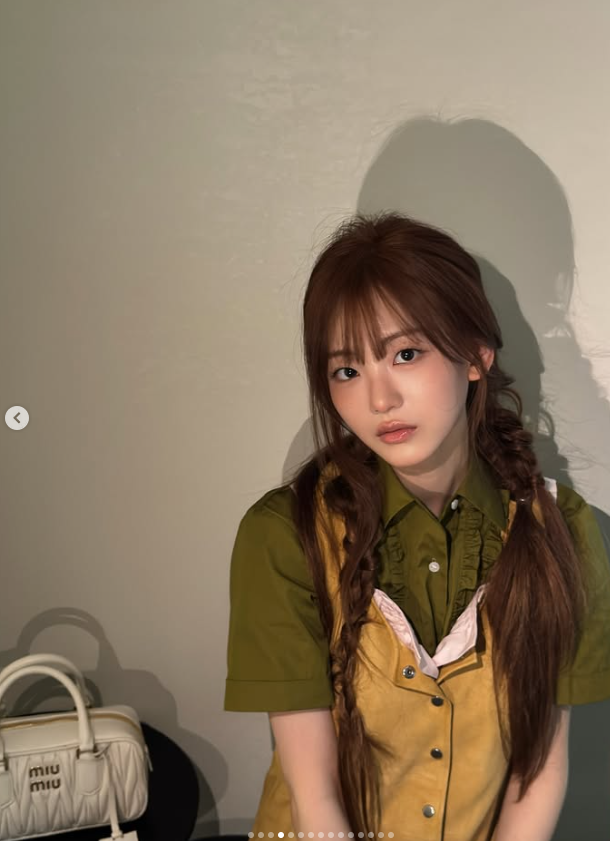 Jo I-hyun's Japan Trip Drip: Dior Backpack & Layered Tops Edition