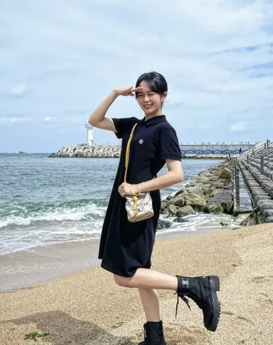 From Netflix Viral to Street Icon: Jeong Ji-so's No-Fuss Hip Sneaker Formula