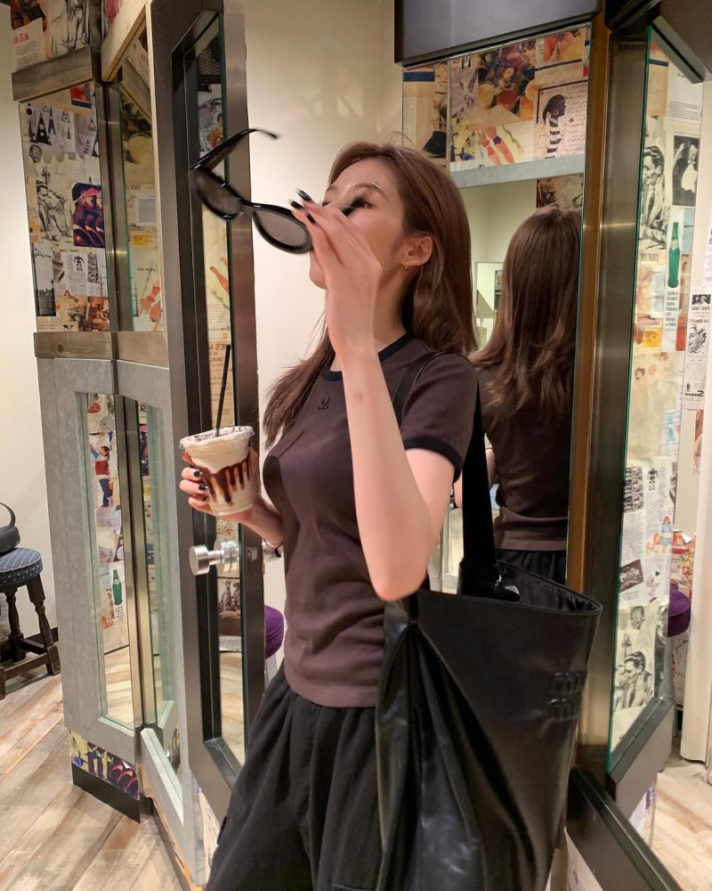 Sana's Bag Algebra: How One Prada Handbag Changes the Entire Equation