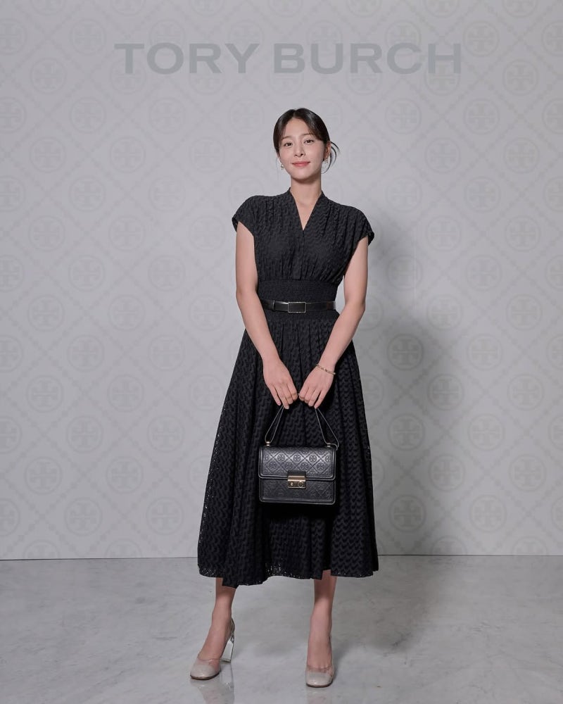 Seol Ina's Mood Ring Wardrobe: Sporty, Formal, Then Streetwear—All in One Weekend