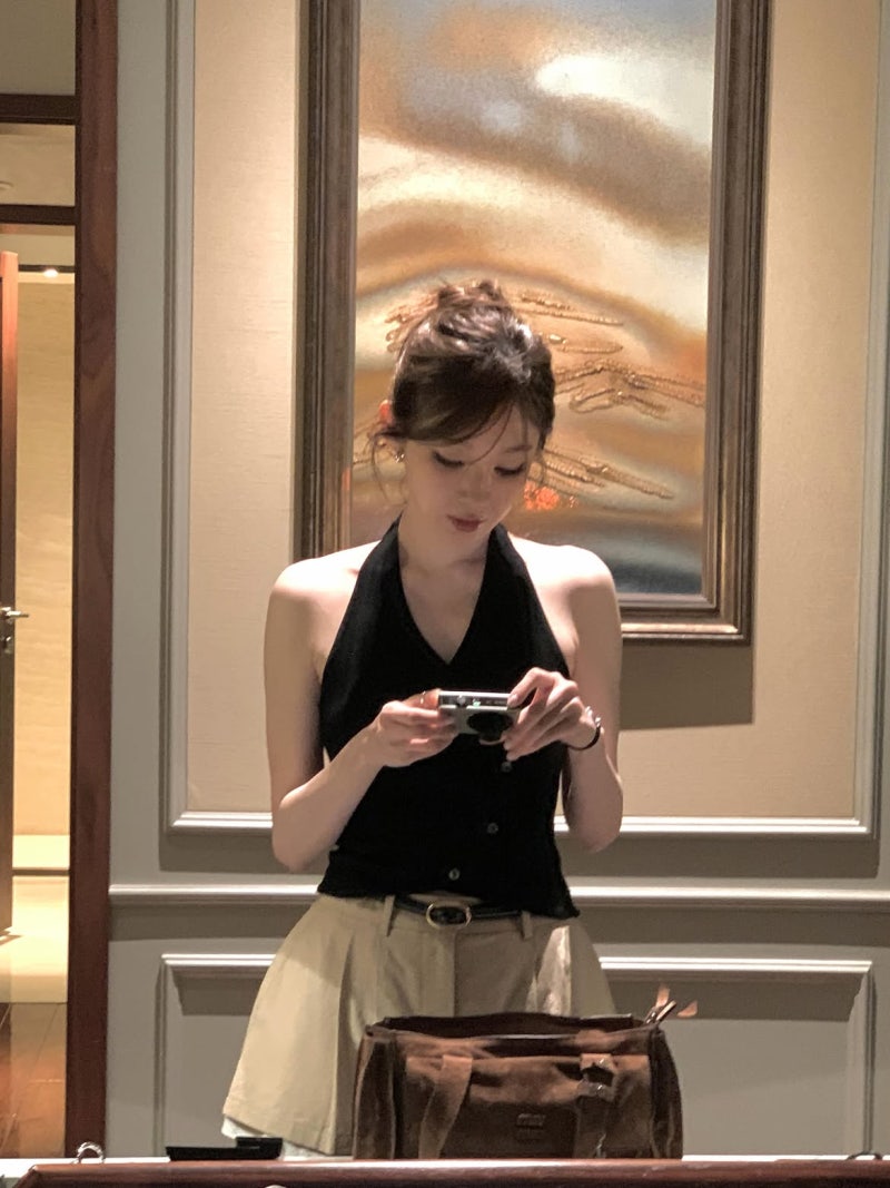 Kang Min-gyeong's Luxury Mix: How DAVICHI's Designer Founder Blends High-End with Her Own Brand