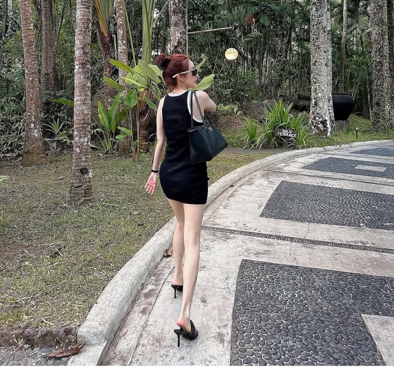 Early 40s and Still Ageless — Sandara Park's Bangkok Casual With Cropped Crochet and Bucket Hats