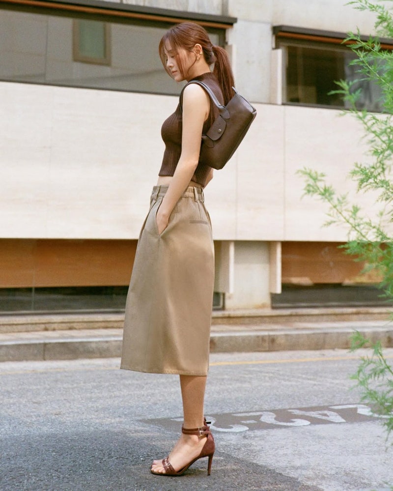 From Surviving on Government Stipends to K-Star: Kim Se-jung's All-Black Setup Date Look