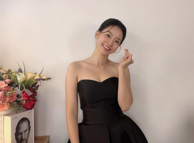Former K-pop idol turned actress with the tragic-role curse now rules YouTube as a gamer—and her summer style proves she's got layers