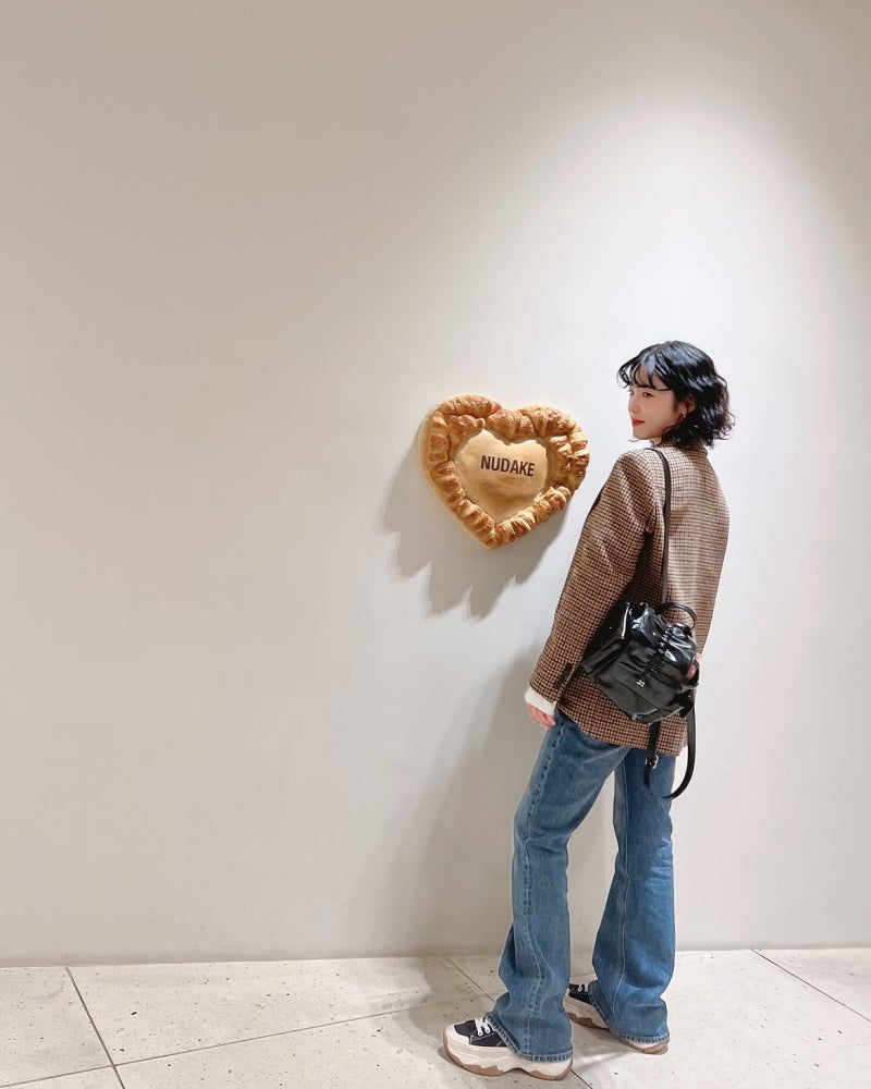 Jun Hyosung Was The Infamous Bagel Girl—And Her Check Blazer Game Proves She Never Forgot It