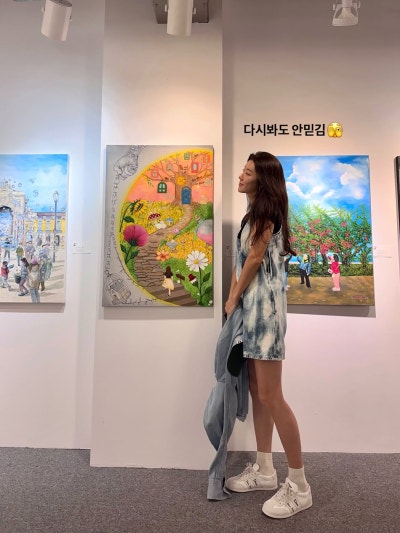 From Anyang Yego top 5 beauty to fine artist: Park Han-byul builds denim into a lifestyle