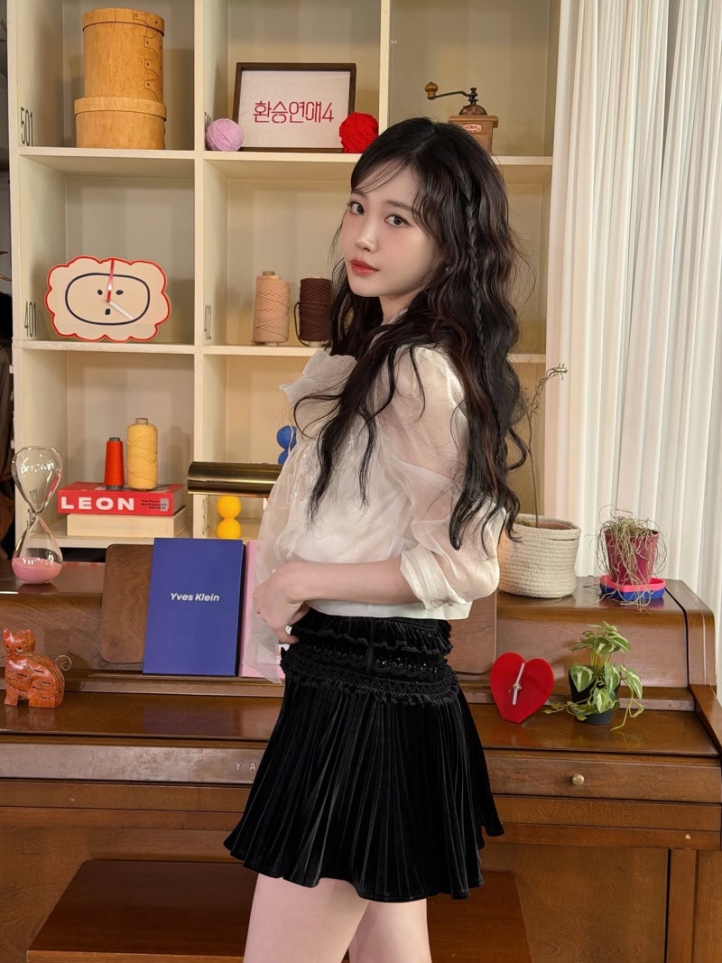 From Ulsan beauty icon to Girls' Day legend: Yu Ra layers color with discipline