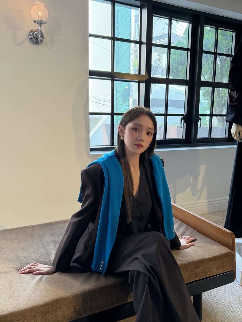 Fashion icon who wore 150 outfits in one drama: Lee Sung-kyung breaks down her recent looks