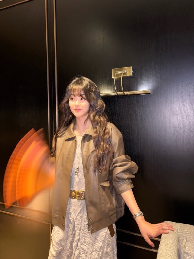 Kang Min-a Has Thrown Four Ceremonial First Pitches. Here's Why Her Casual Looks Work Anyway.