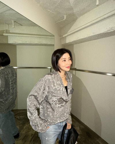 Why You Keep Looking at Yoon Se-a Twice—The Detail Game Wins