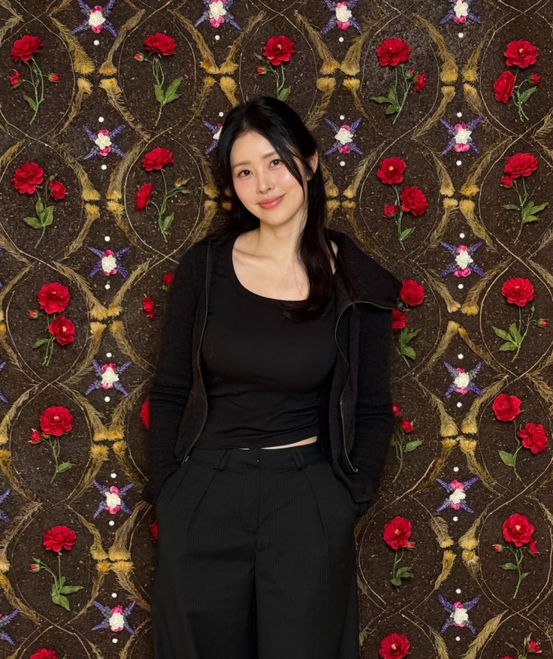 Left her US law firm to become a broadcaster—here's how this Wharton grad actually styles herself