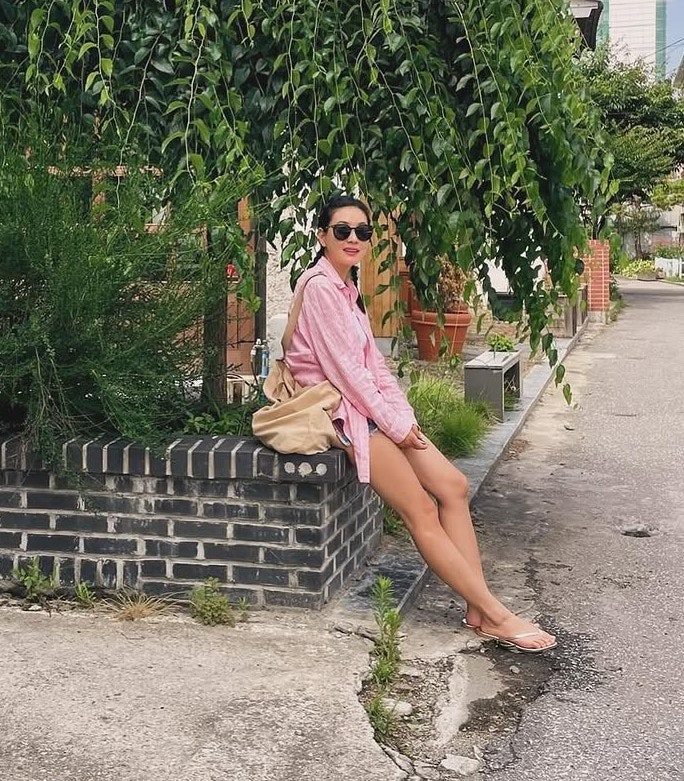 The reason why the look perfected by a veteran actress, who took on the challenging task of playing two roles again after 19 years, is taking on a new perspective!