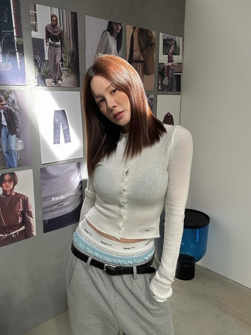 She was called a "cola bottle" when she debuted, yet she hates exercising in her daily life... Here are the styling secrets revealed by this naturally gifted woman!
