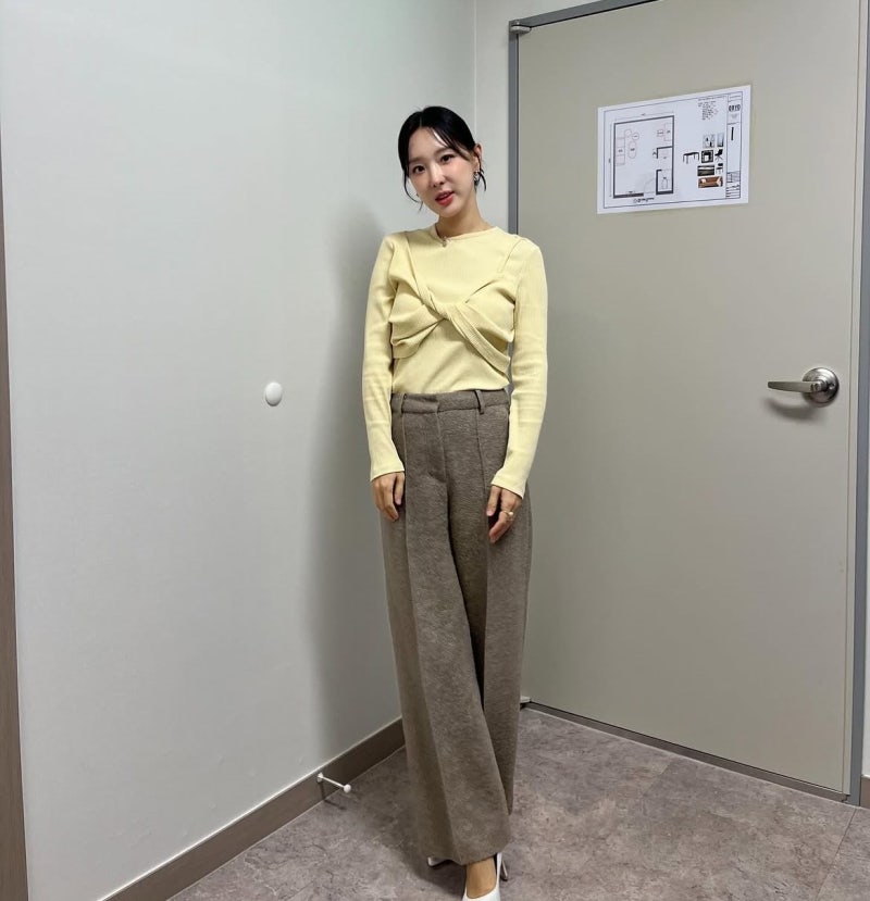The Daily Formula perfected by the desperate woman who was able to change genres by desperately pleading with a producer right before her debut!