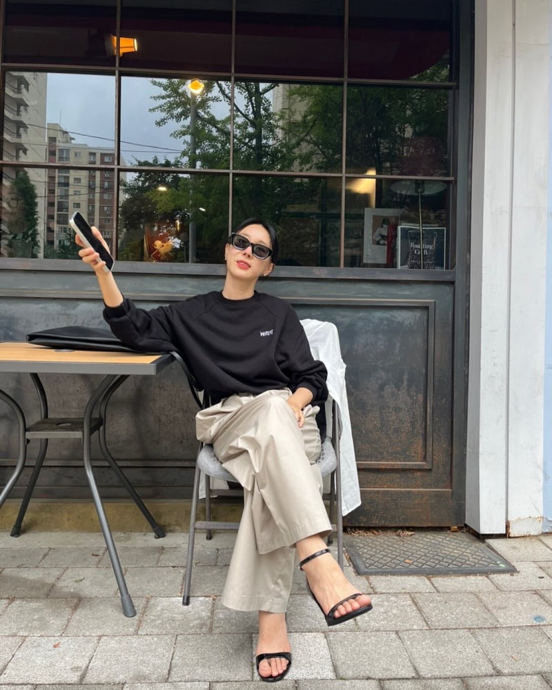 The Daily Formula perfected by the desperate woman who was able to change genres by desperately pleading with a producer right before her debut!
