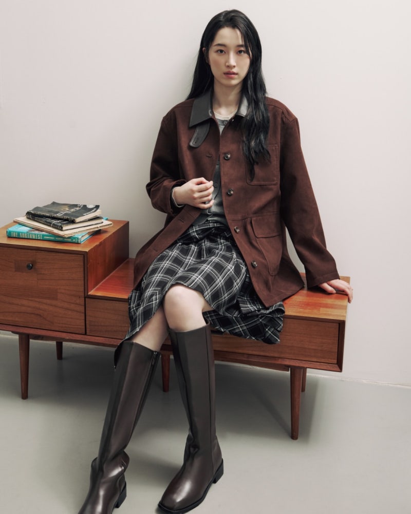 The outfit style of a surprising actress who is afraid of bugs and horror but holds a 3rd Dan in Judo and can even perform breakfalls and shoulder throws!
