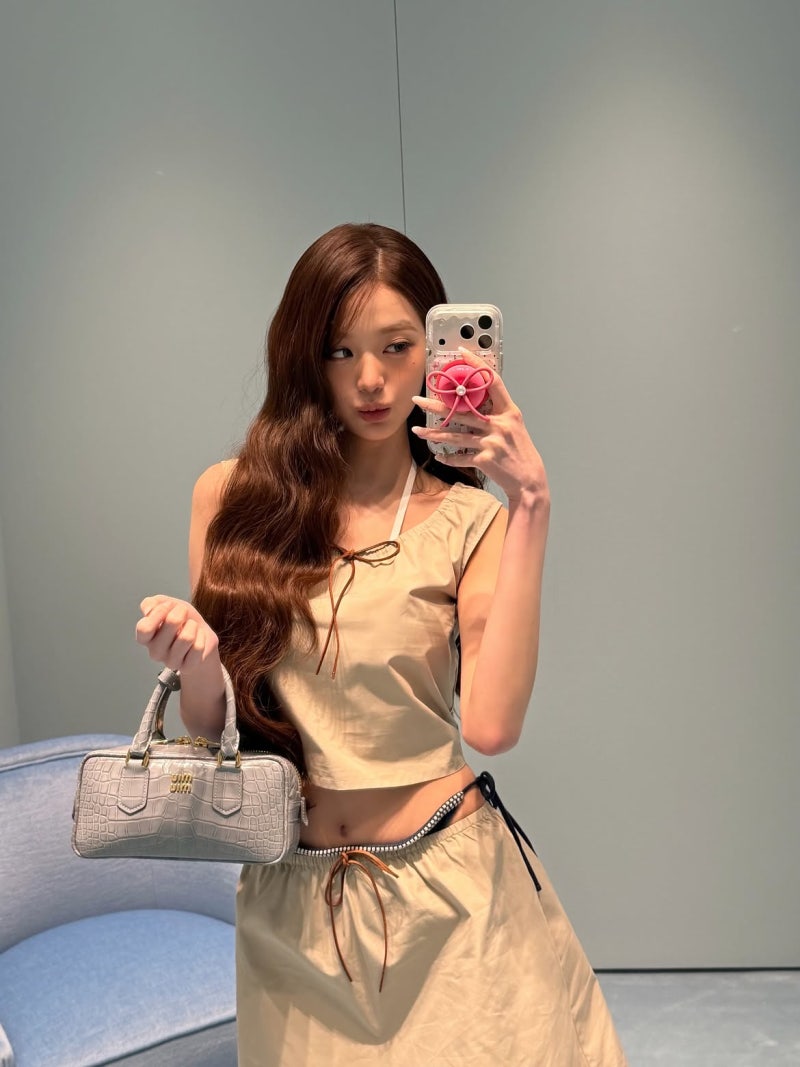 Won-young's impossible proportions meet Miu Miu cool: how denim and beige own a denim look