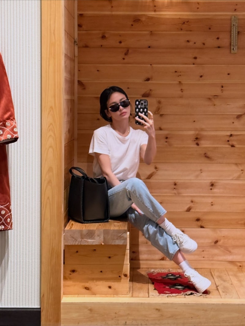 30 Years of Radiance — Watch Korea's Top Actress Mix Bottega Veneta and Rolex Like She Literally Invented Luxury Casual