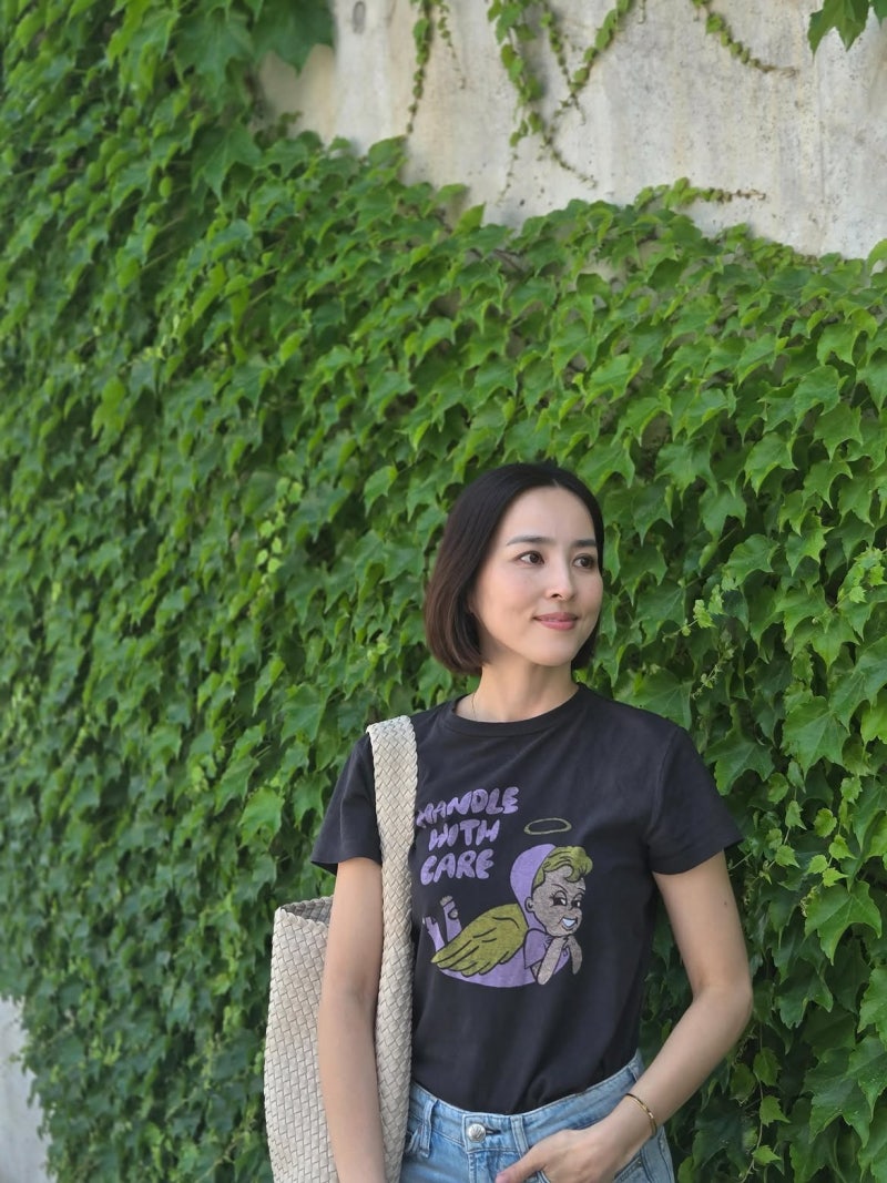 Born beautiful before the cameras: Han Hye-jin's three-tone rule and the brown leather thing