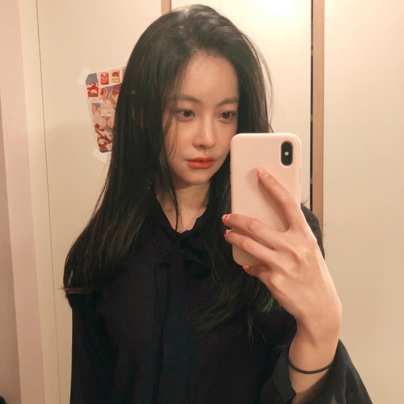 Ballet for discipline, but she'd rather skip the rest: Oh Yeon-seo's sheer white layers and casual cool